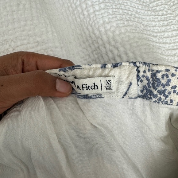 abercrombie & fitch linen blend halter top + midi skirt set. worn once. - Picture 7 of 10